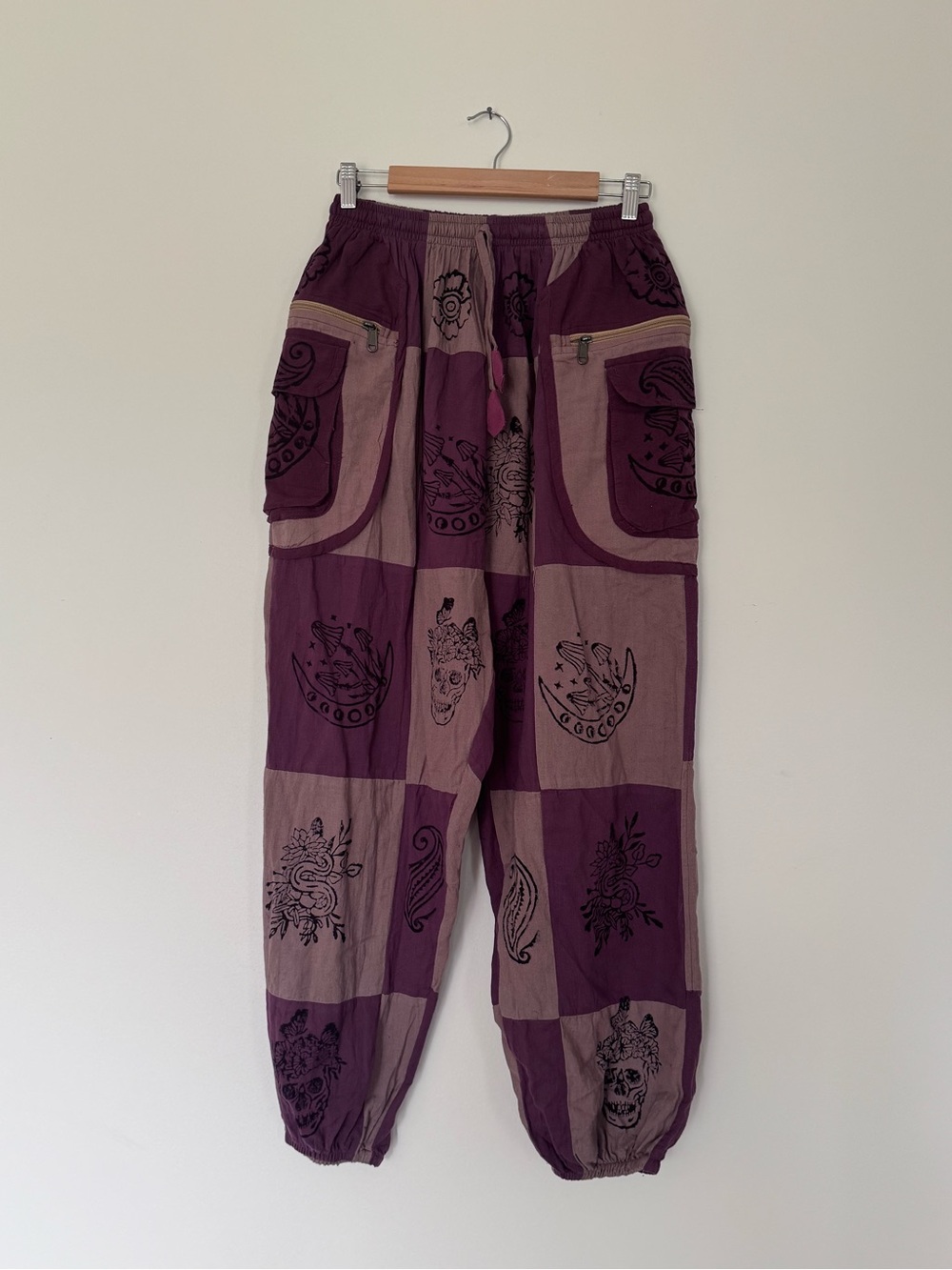 Vtg Boho Patchwork Skull Mushroom Printed Pants in Purple Taupe